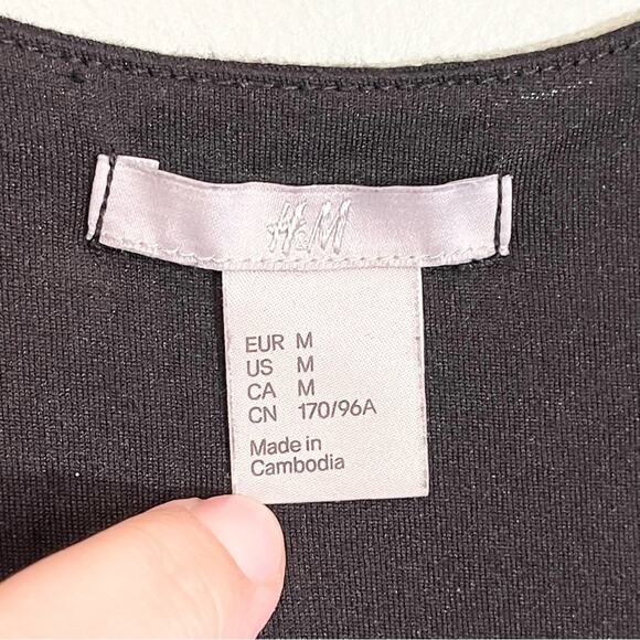 H&M Women's Black Long Sleeve Form Fitting Ruched Dress Size Medium - Picture 8 of 13